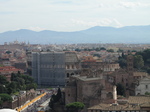 SX31292 Colosseum seen from Altare della Patria.jpg